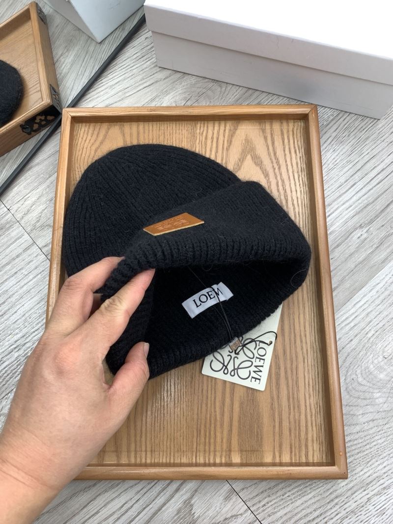 Loewe Caps